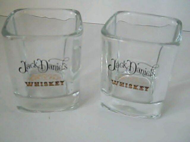 Jack Daniels Tennessee  Whiskey Glasses set of 2      4\' High  3\' Wide
