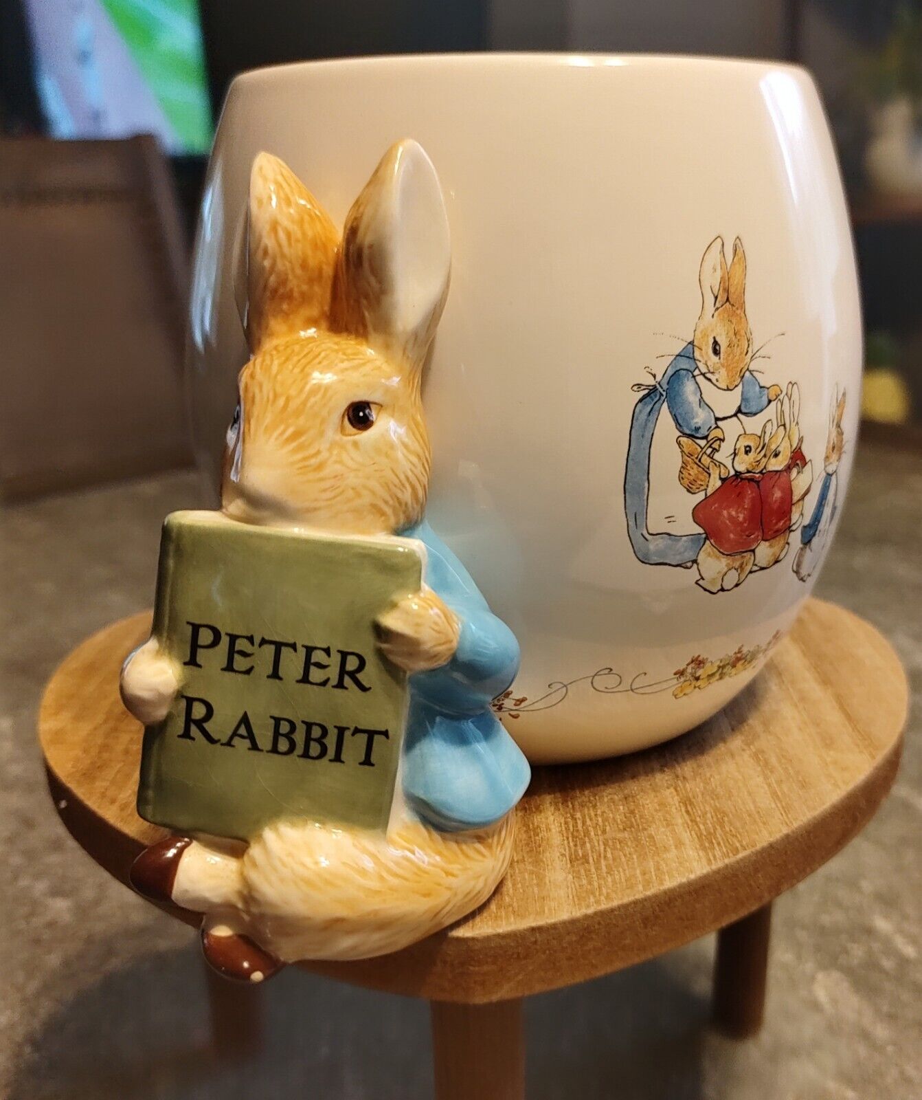 Beatrix Potter Peter Rabbit Jar/Vase & Co. 2008 Teleflora $12