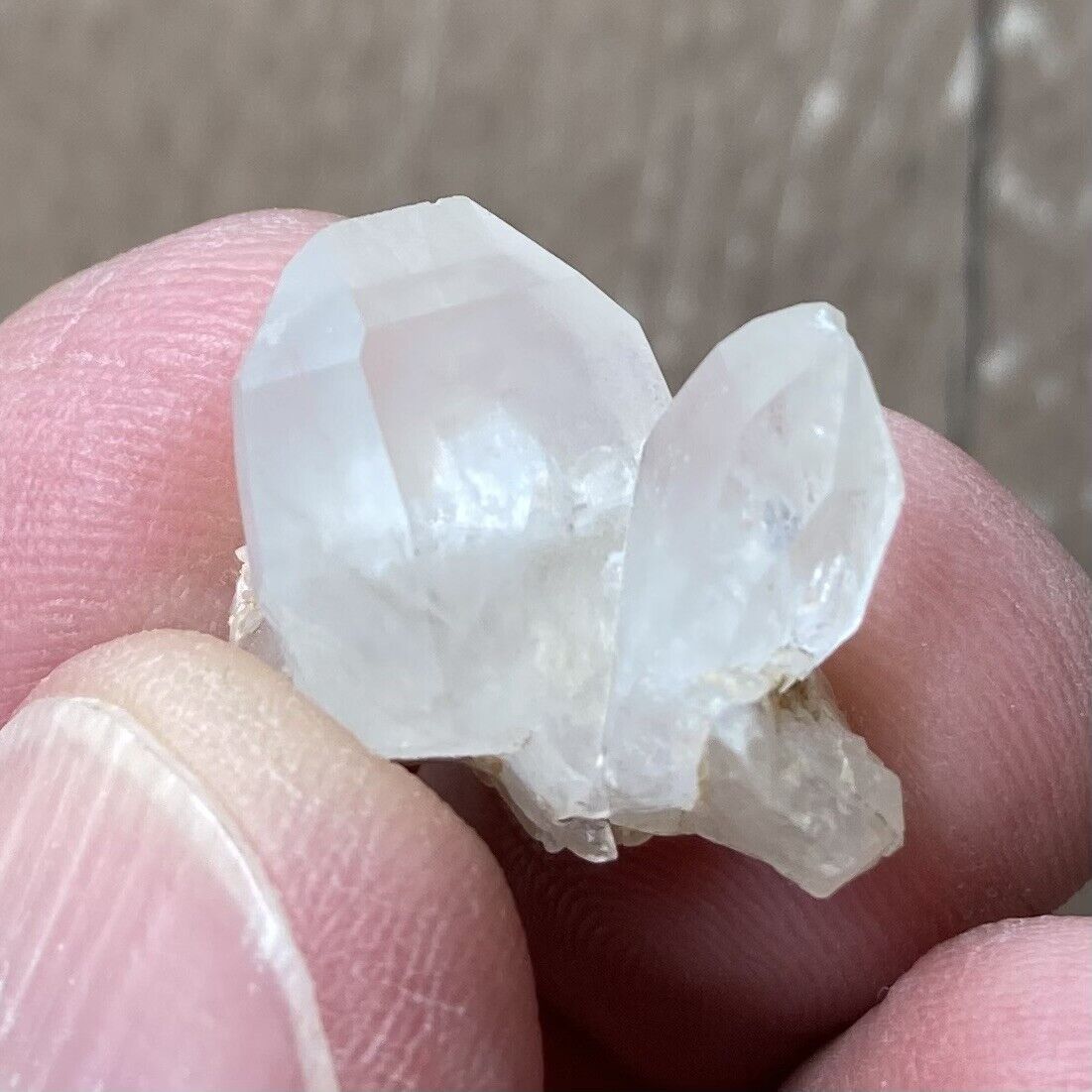 TN Twinned Tabular Quartz Crystals After Japan Law From Duquesne, AZ