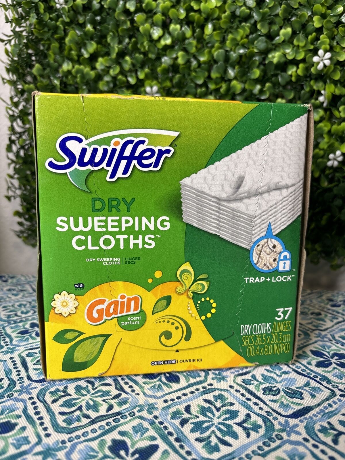 Swiffer Dry Sweeping Cloths 37 Ct Scent Gain New