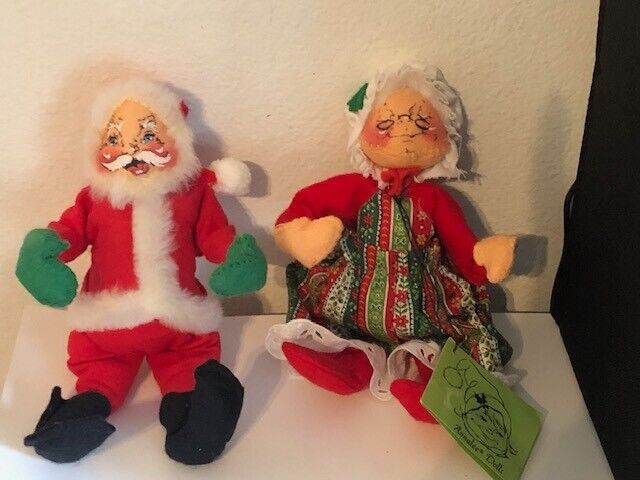 Lot of 2 Annalee Santa Claus & Mrs. Claus 8” Christmas Dolls Bendable 1963