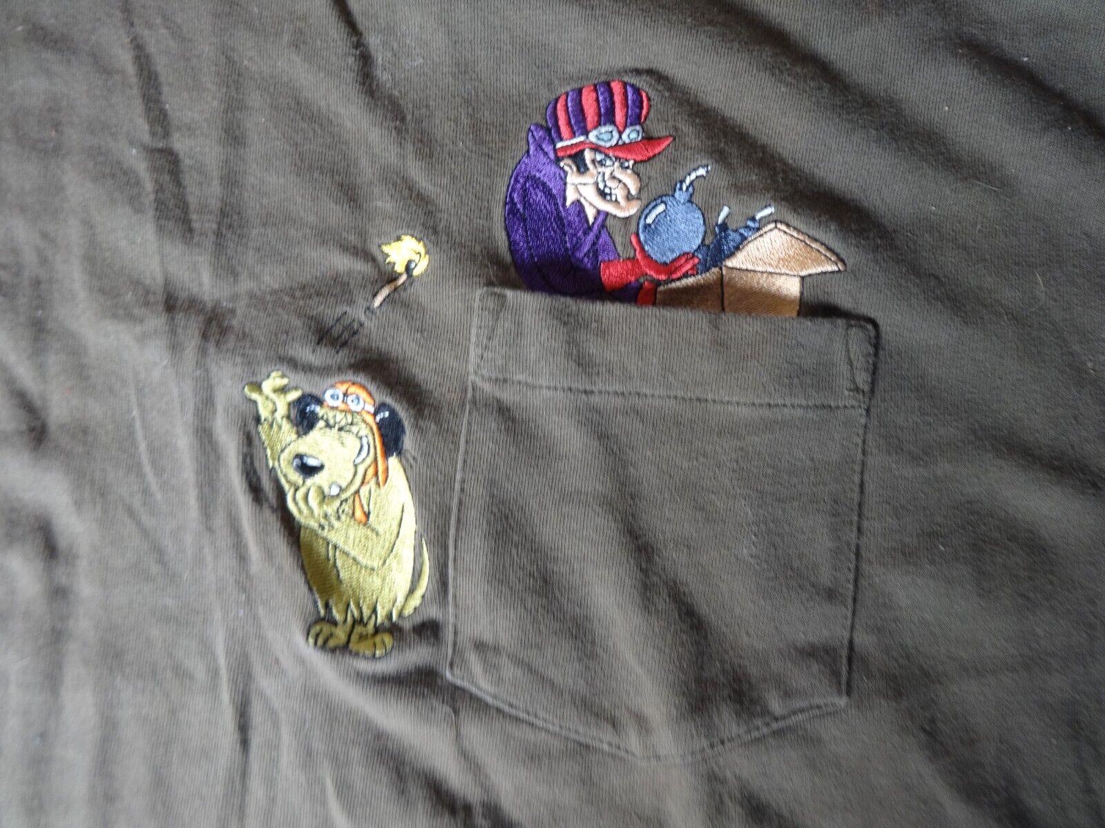 Wacky Races Dick Dastardly and Muttley Size L Embroidered T Shirt Warner Bros.