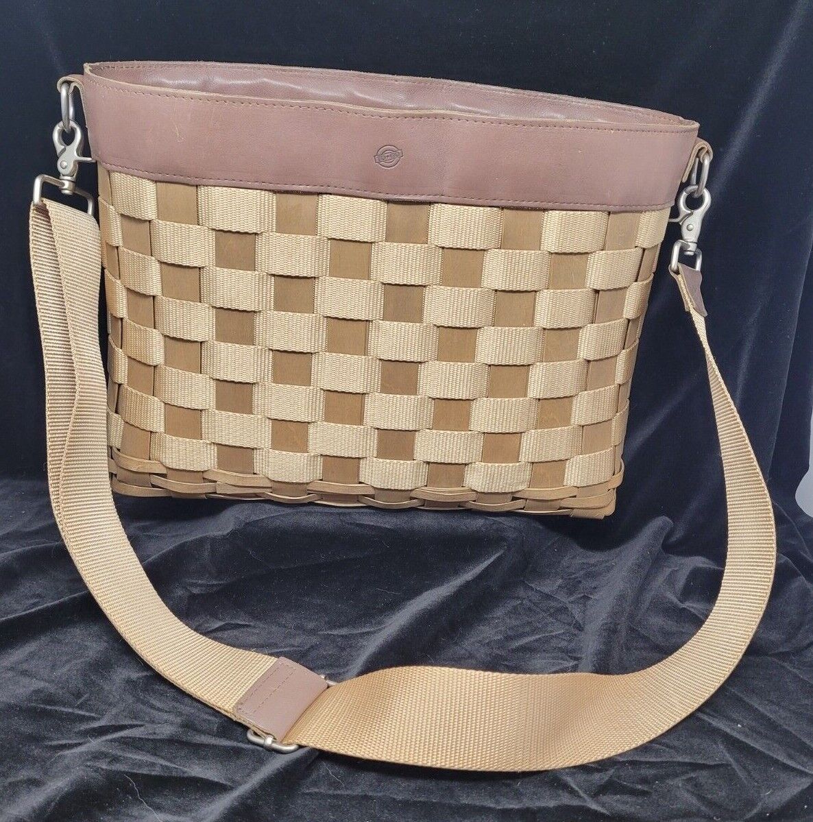 Longaberger TO GO WOVEN BASKET PURSE Tote leather, wood, Nylon, signed Dated 