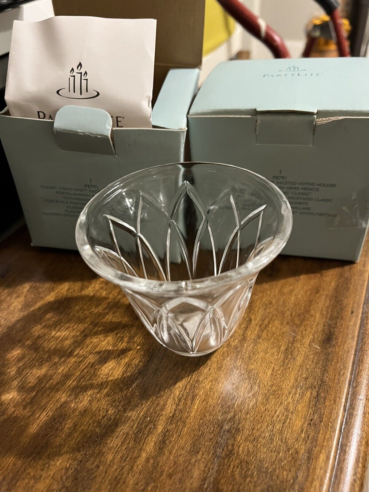 PartyLite Classic Creations Faceted Votive Holder With Box P8791