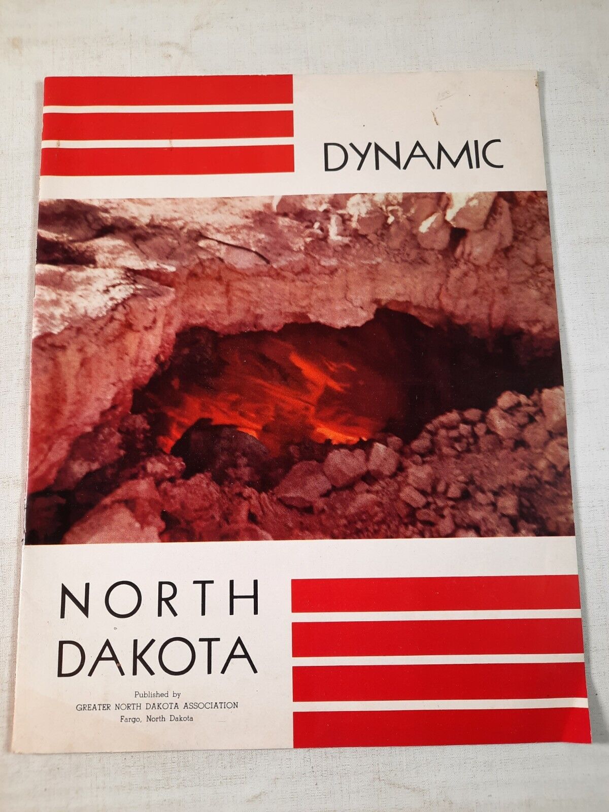 Vintage Dynamic North Dakota pamphlet 