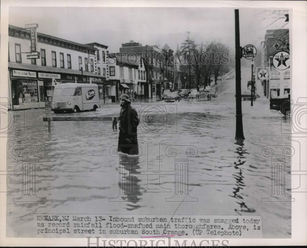 1953 Press Photo General view of a flooded street in suburban South Orange, NJ