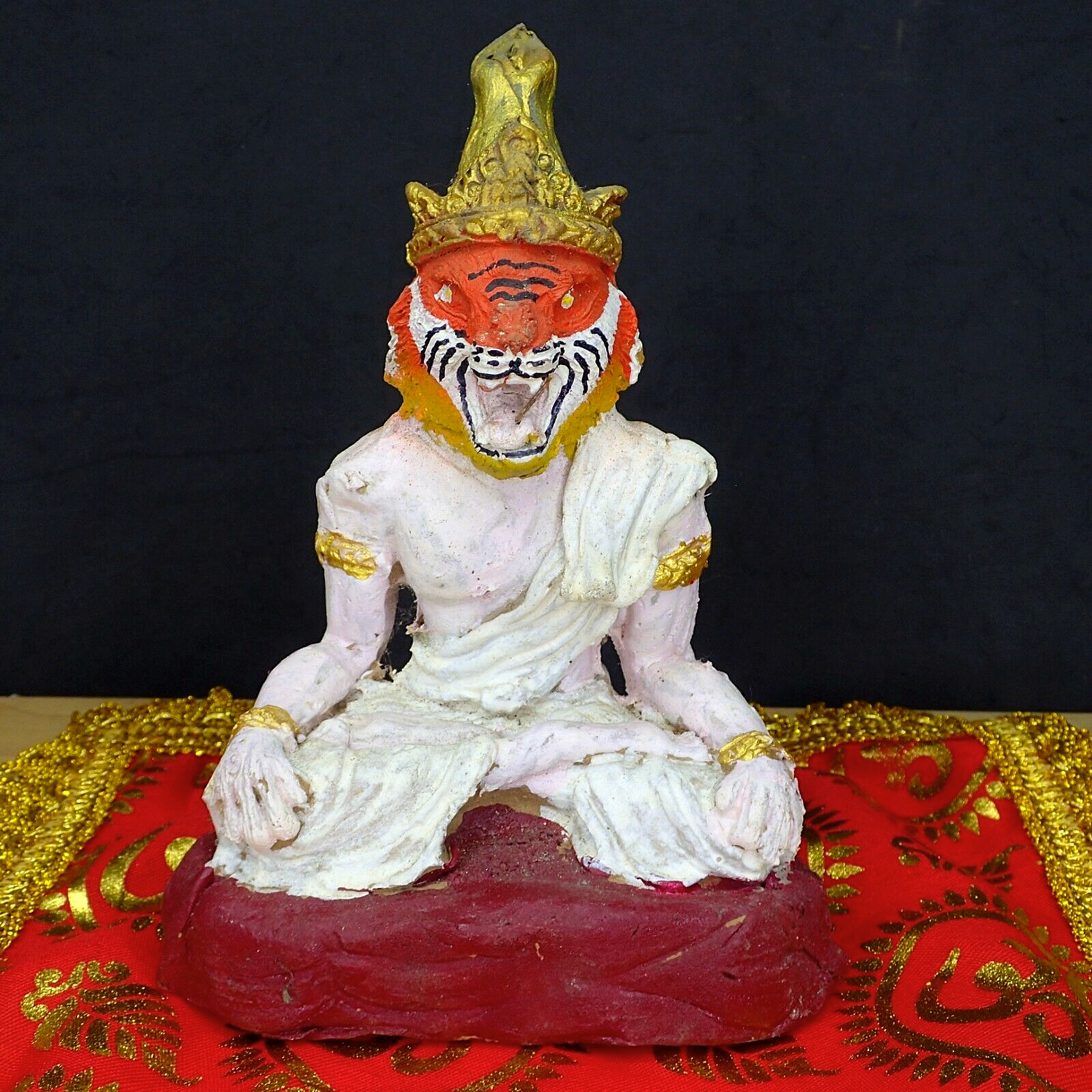 Lersi Statue Blessed Tiger Vintage Pu Chao , Ruesi Charm Rare Buddhism Talisman