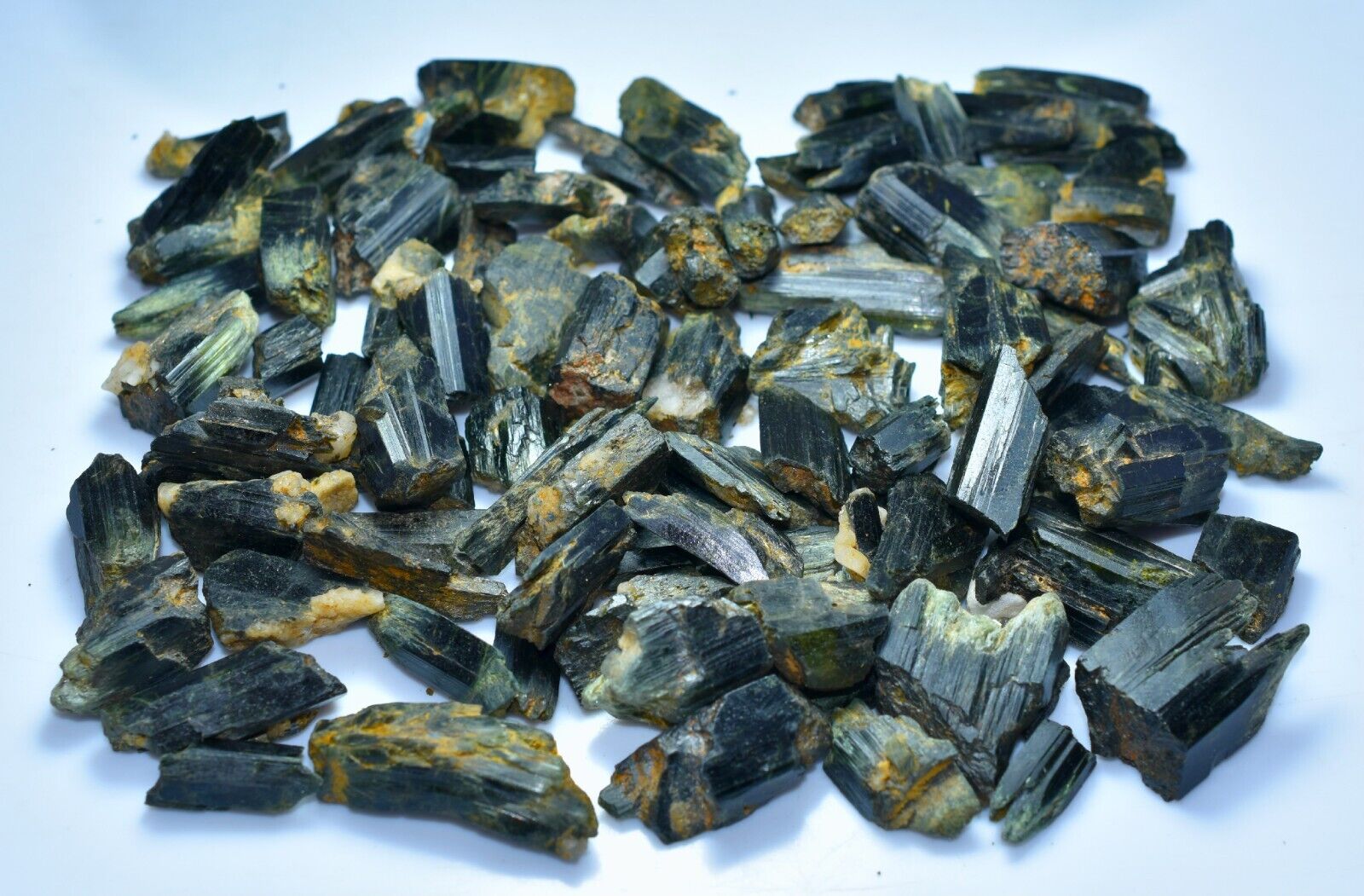 210 GM Unusually Natural Green Rough AEGIRINE Blades Gemstone Crystals Mineralsn