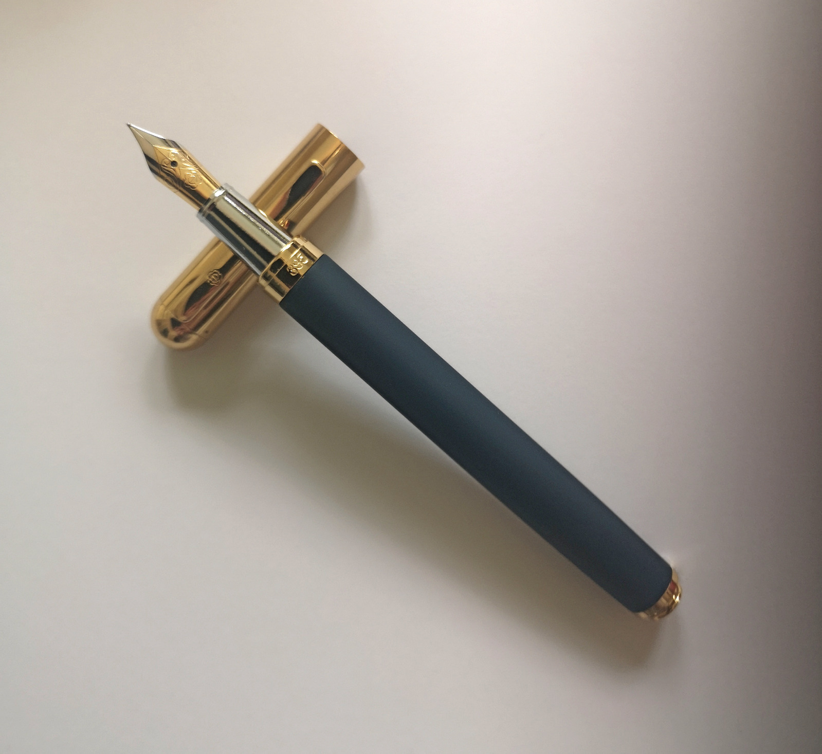 Hero 395 fountain pen with semi flexible springy nib flex nib ink pen