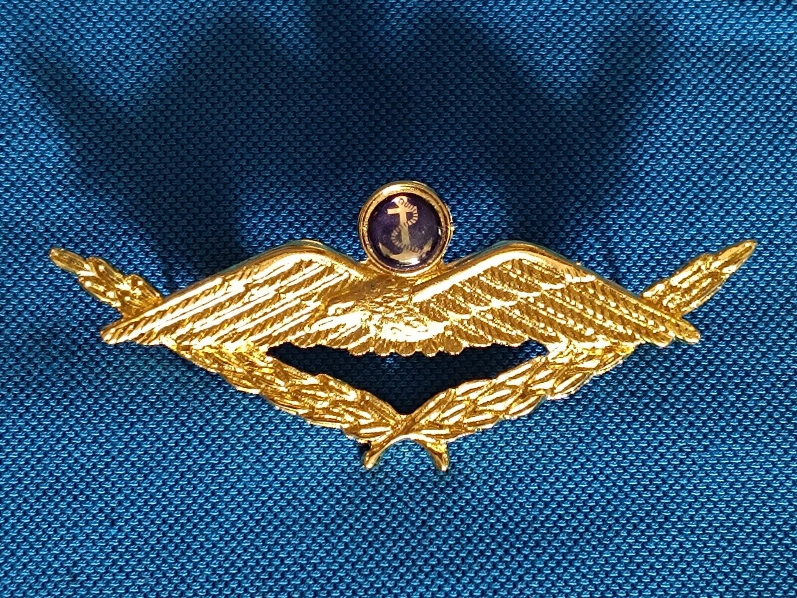 Greece - greek metal nautical badge (pin) of hellenic navy helicopters commander