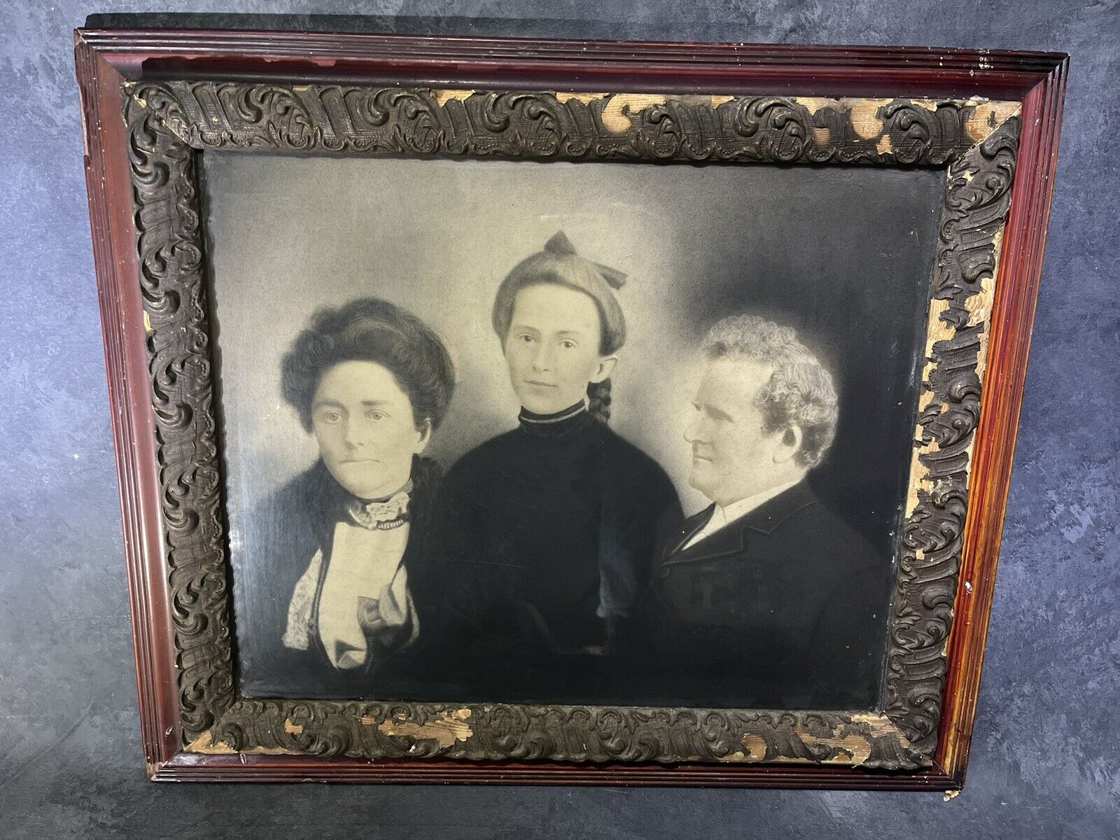 Old Creepy Framed Family Portrait Photo Wall Art Display Wood Frame Oddity Vtg