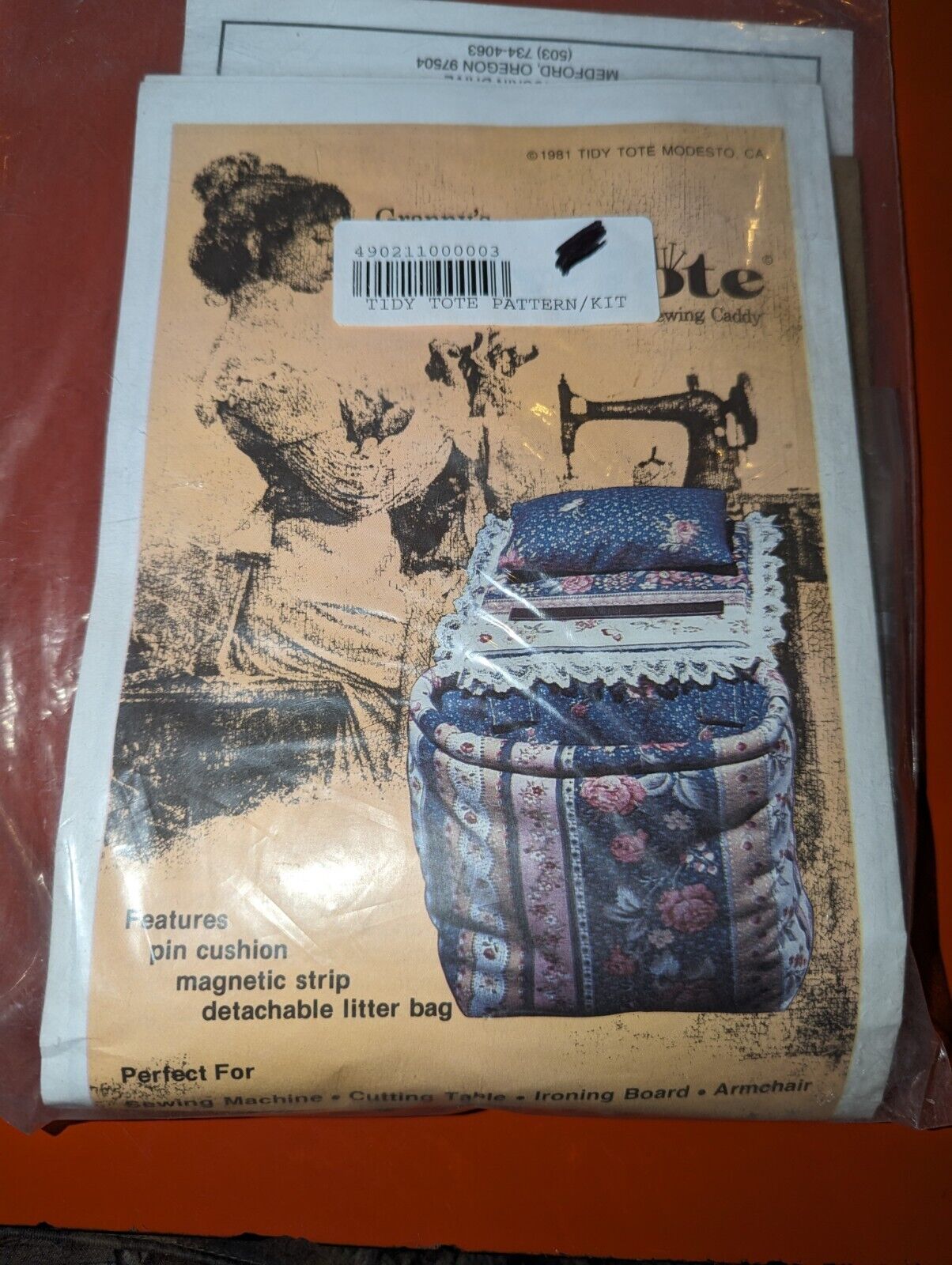 Vintage Granny\'s Tidy-Tote Craft and Sewing Caddy - 1981 - NIP
