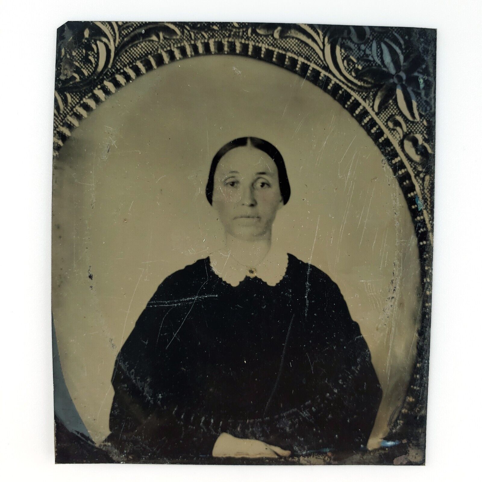 Picture of a Framed Lady Photo Tintype c1870 Antique 1/6 Plate Young Woman A2940