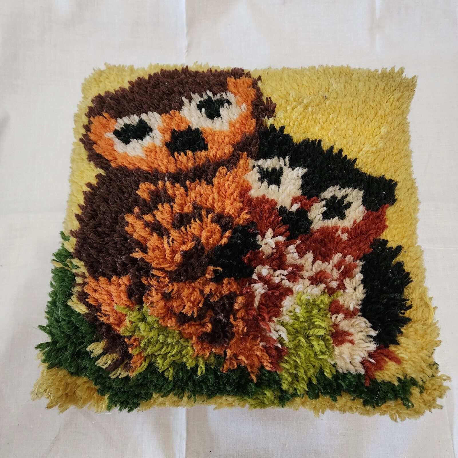 Adorable Vintage 1970s Owls Latch Hook Pillow - 12\