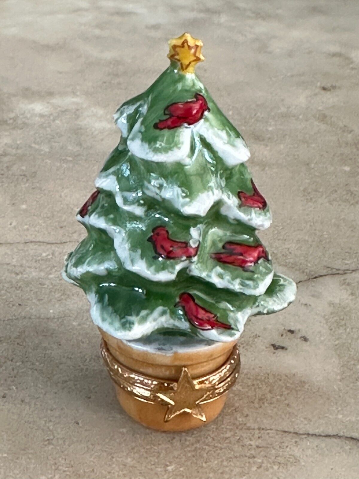 Limoges Artoria Peint Main Christmas Tree Trinket Box With Star Closure, #\'d