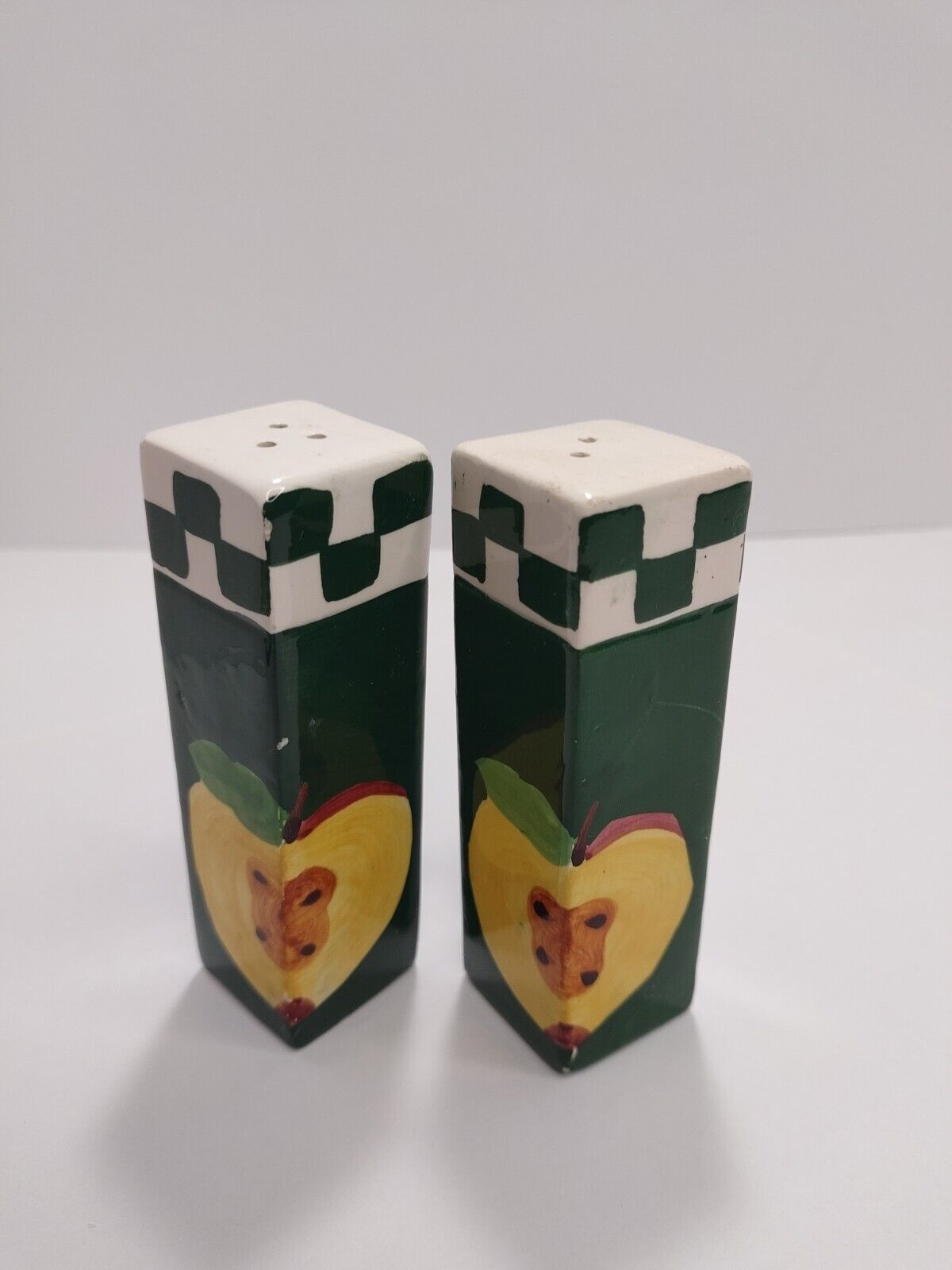 Vintage Green Country Apple Salt & Pepper Shakers Ceramic Square Tall