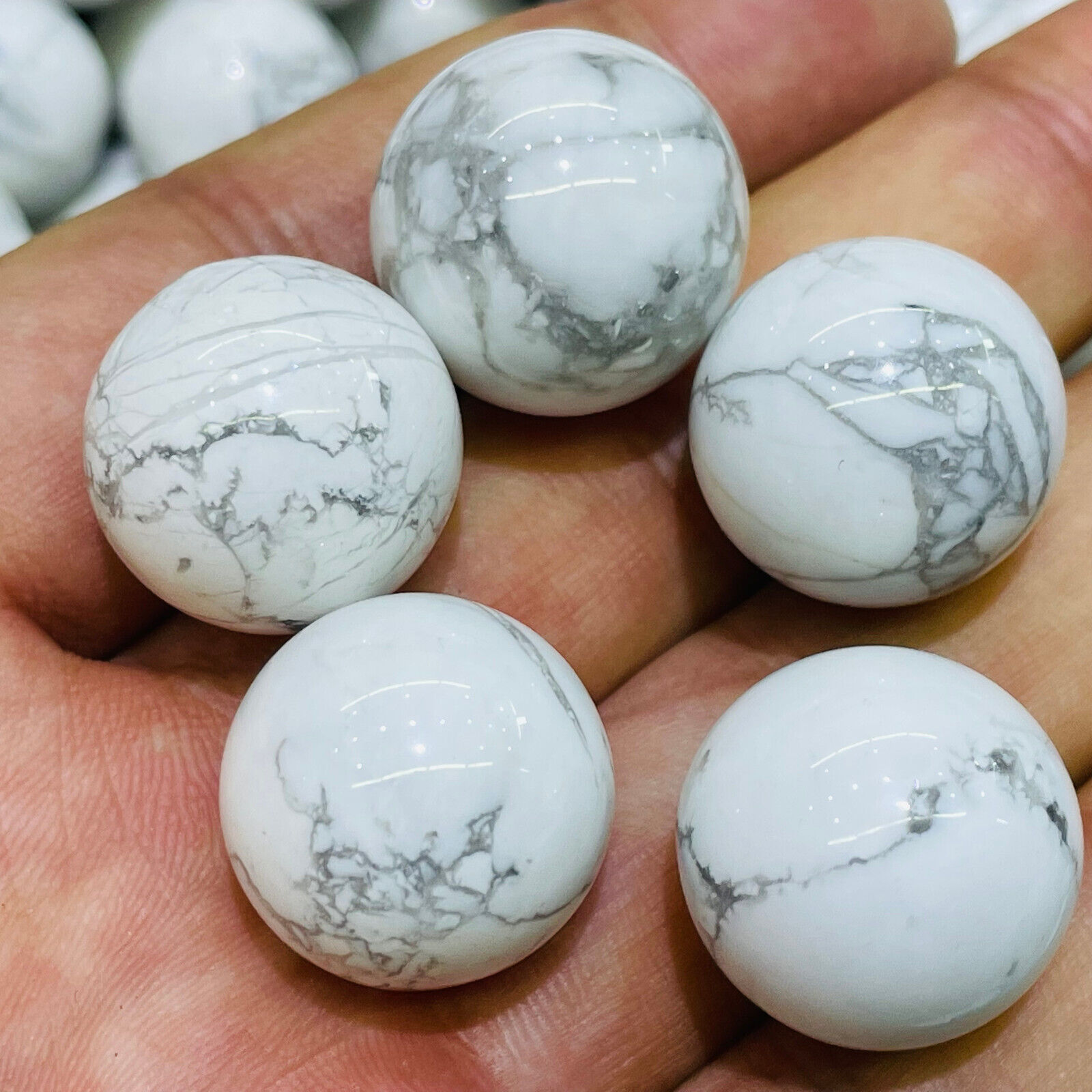 5pc top Natural howlite Quartz Sphere Crystal Ball Healing 20mm