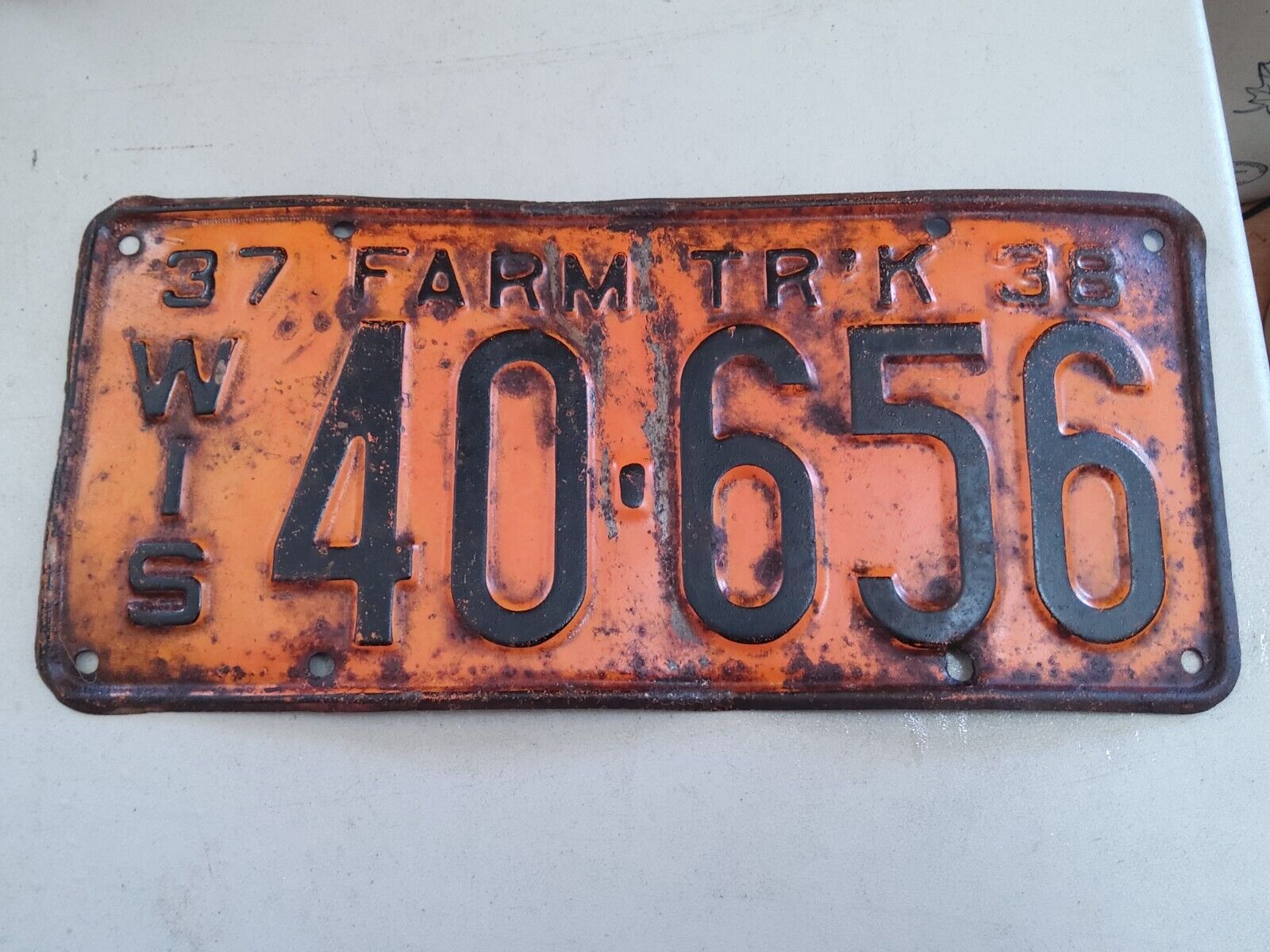 1937/ 1938 WISCONSIN  FARM TRUCK LICENSE PLATE  OLD RUSTY 13.25 INCH 40-656