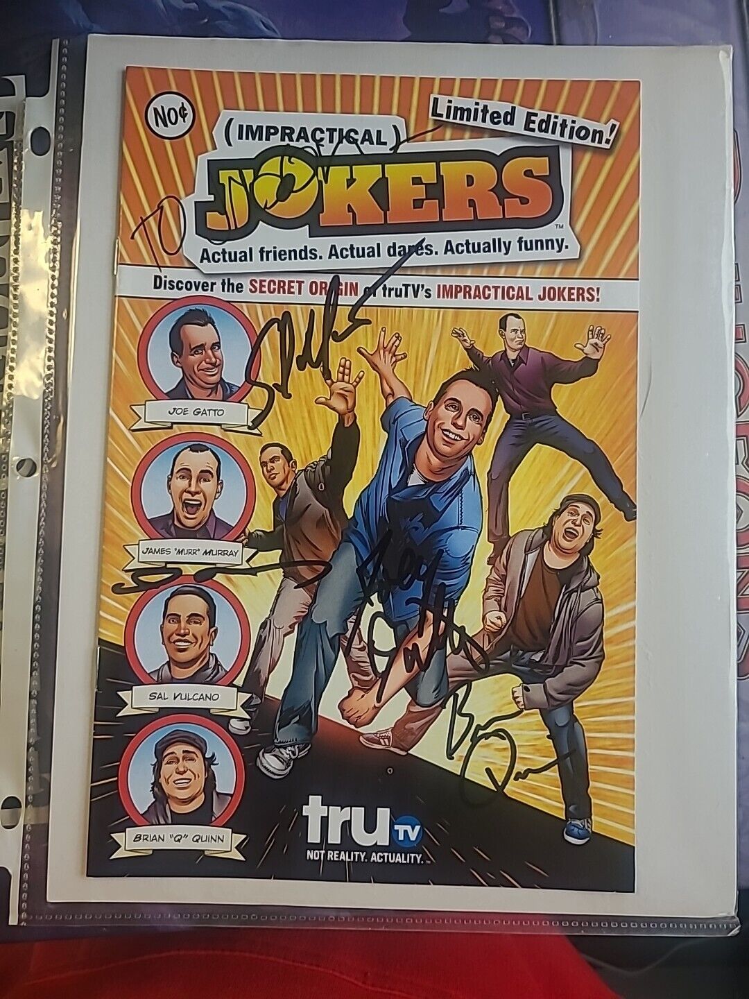 Impractical Jokers Comic SIGNED BY All ACTORS Murr , Joe , Sal And Q . 
