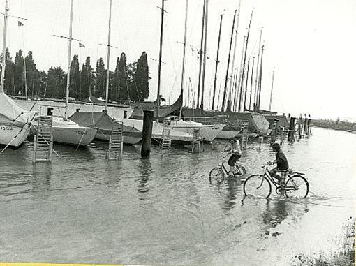 1975 Switzerland Flooding on Lake Constance Original Press Photo