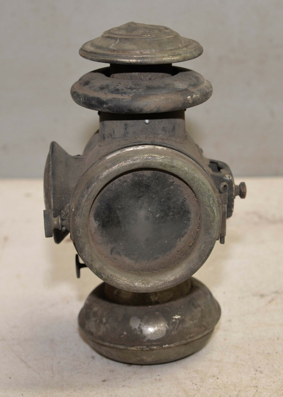 Rare Solar 105-C antique kerosene automobile lamp collectible auto light early