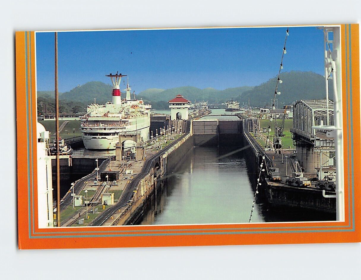 Postcard Panama Canal