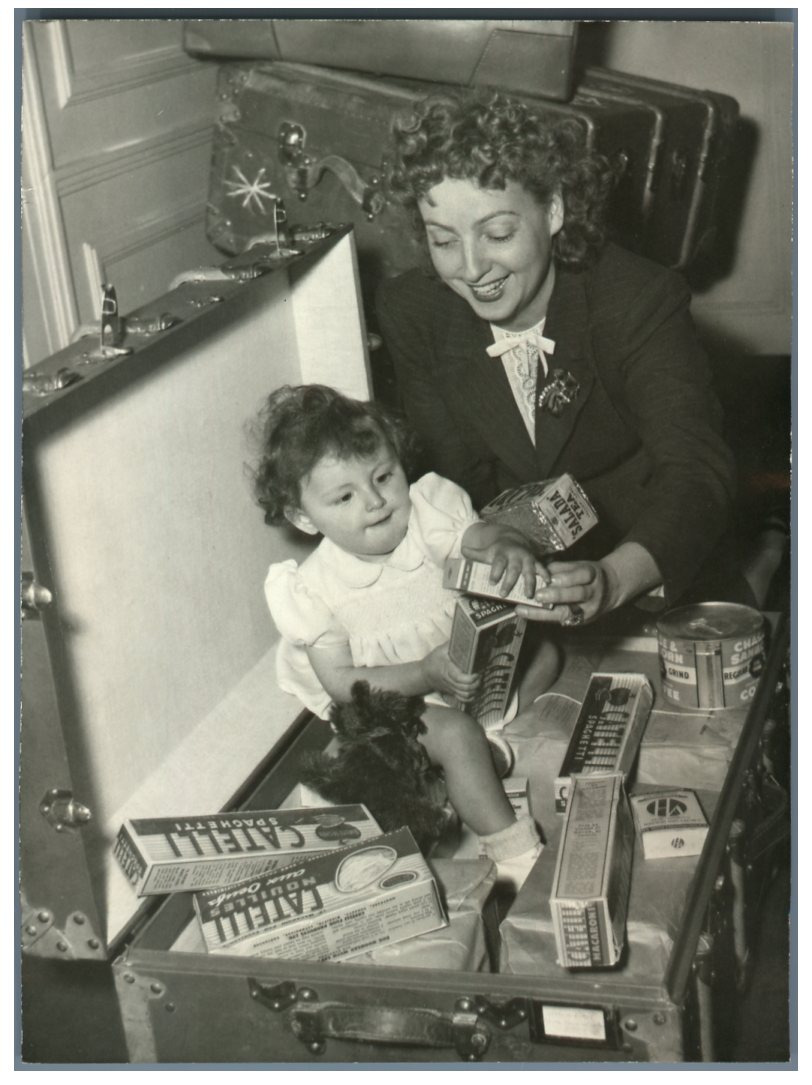 Germaine Roger, star of La Gaité Lyrique and her daughter Danielle Vintage silver