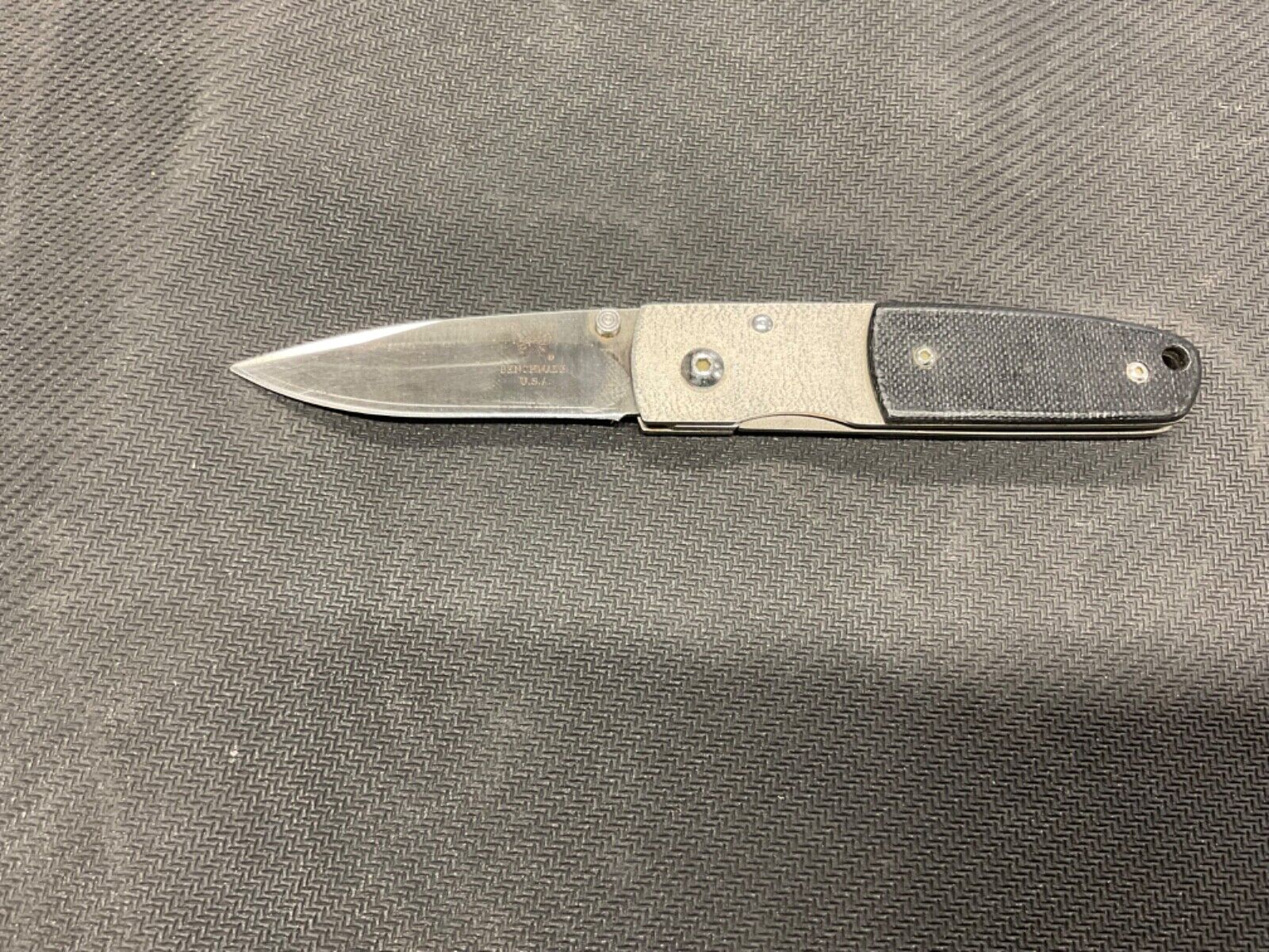 Benchmade 330 Mel Pardue Knife Titanium/G10 ATS-34 Plain Edge Discontinued