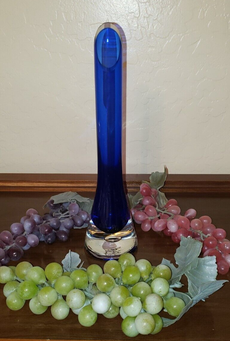EXQUISITE COBALT BLUE GLASS MURANO STYLE TOWER TALL BUD VASE W/ SLOPE CUT ON TOP