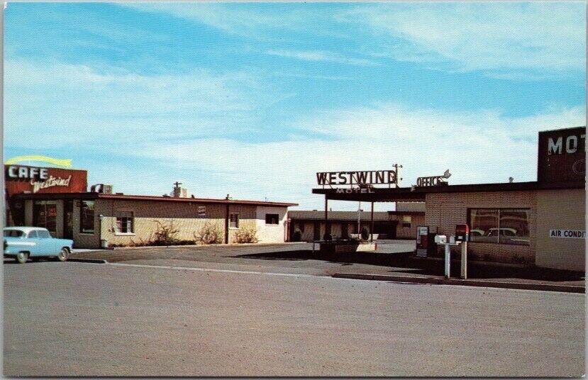 Tucumcari, New Mexico Postcard WESTWIND MOTEL & CAFE Highway 54 Roadside c1950s