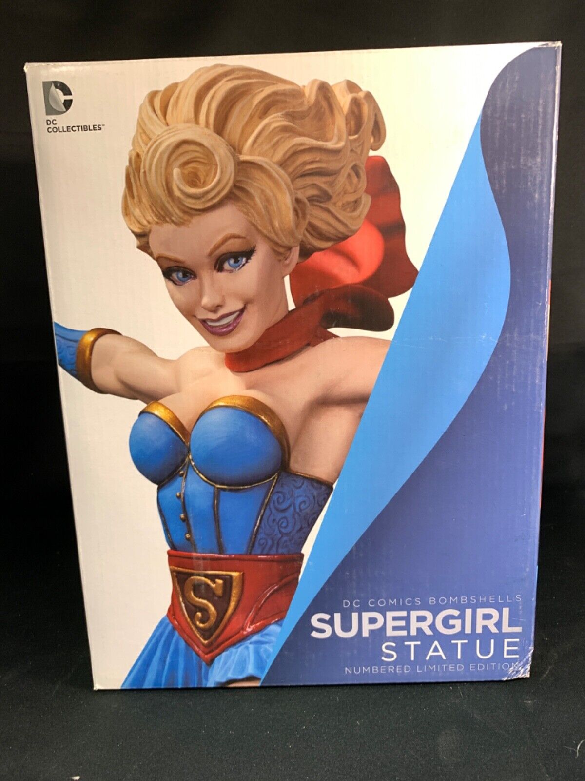 DC Collectibles Comics Bombshells Supergirl Statue (Limited Edition 2353/5200)