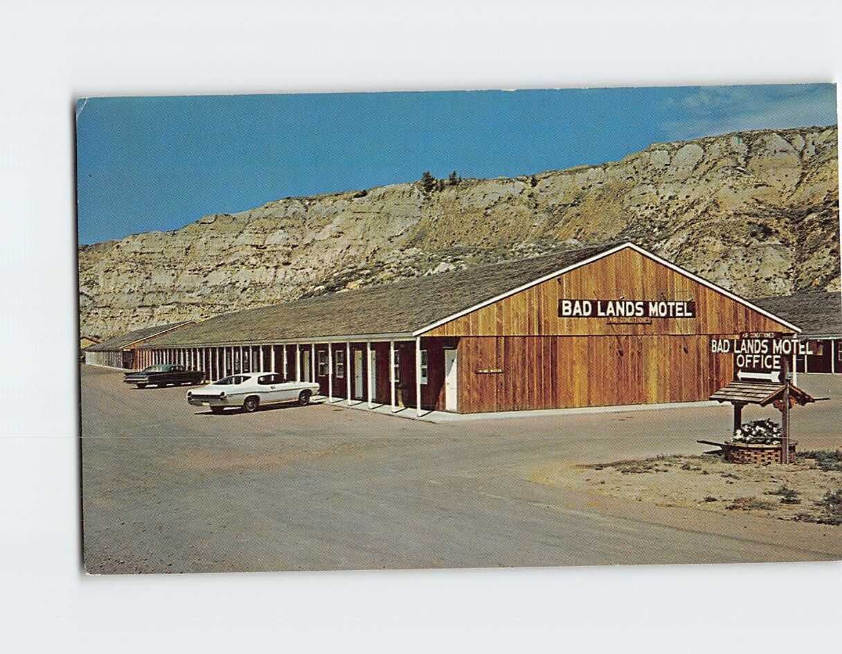 Postcard Bad Lands Motel Medora North Dakota USA