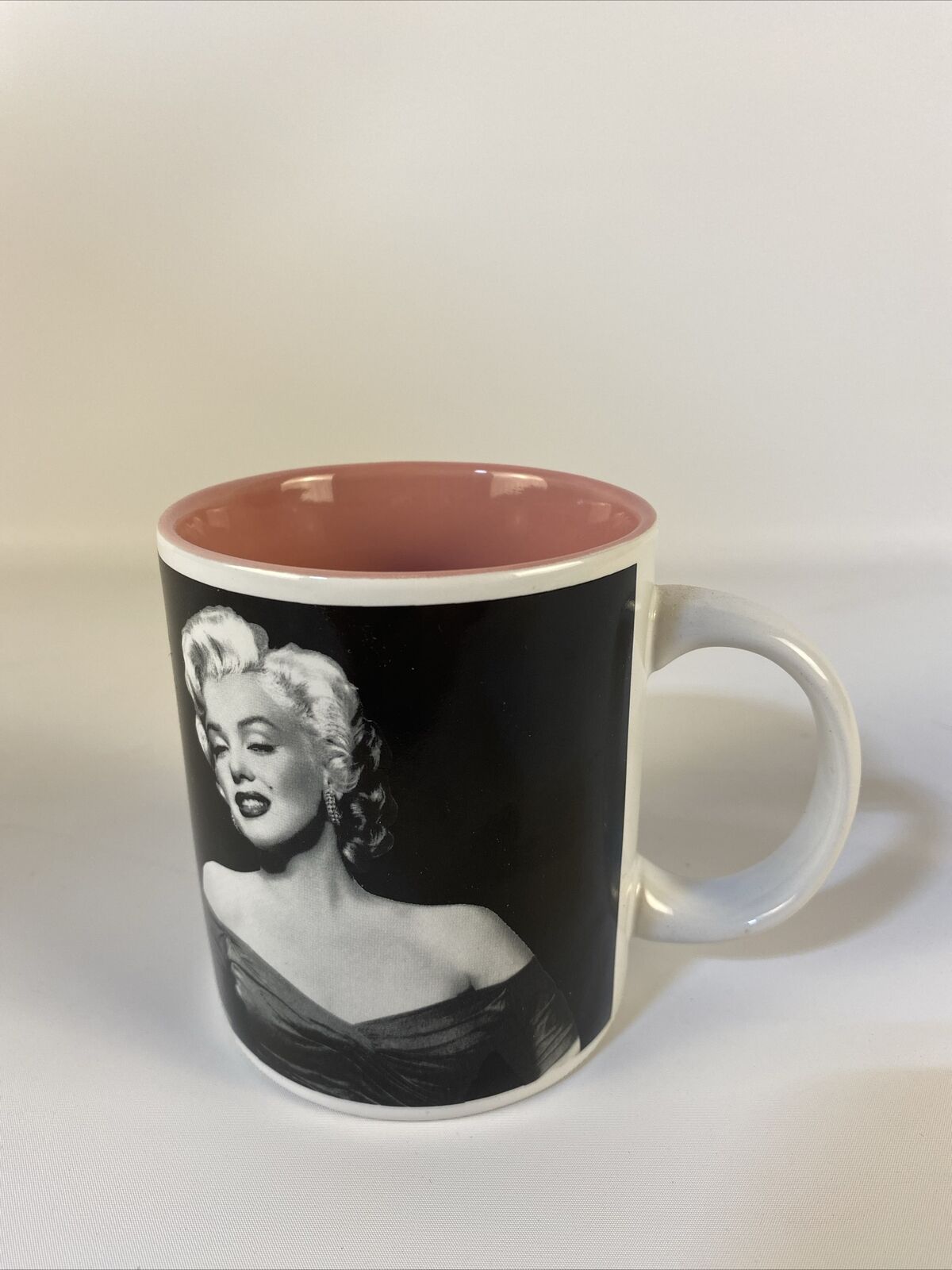 Marylin Monroe I\'m Very Definitely A Woman Coffee Tea Mug Cup Vandor