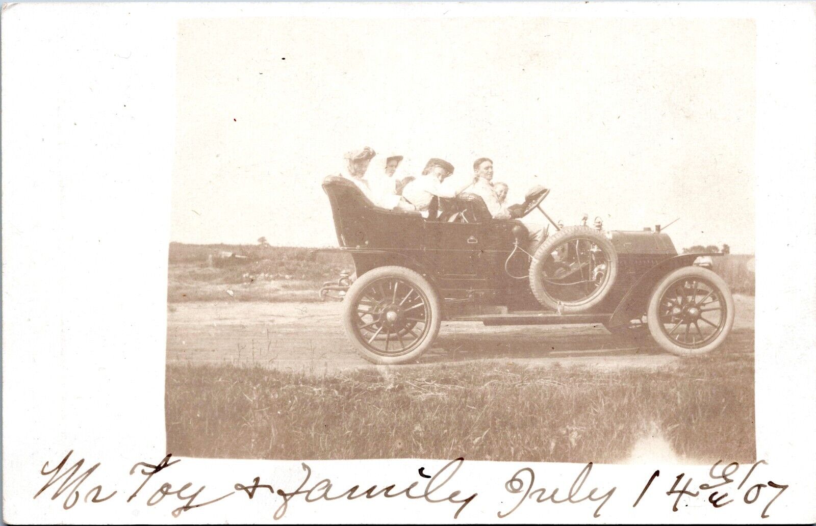 RPPC Vintage Convertible Automobile Car with Family inside - 1907 Photo Postcard