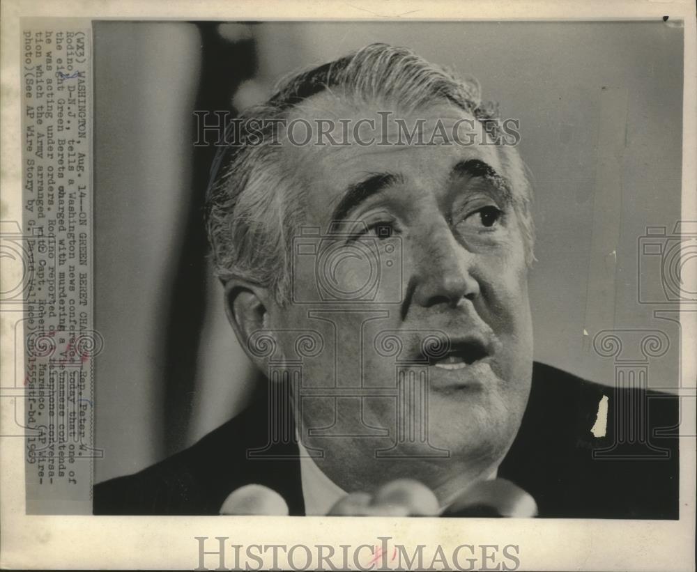1969 Press Photo Rep. Peter W. Rodino talks at a Washington news conference