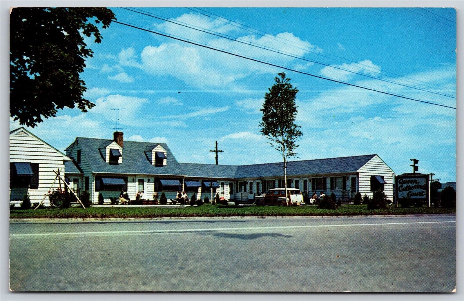 Postcard Queen Catherine Court, Watkins Glen NY N87