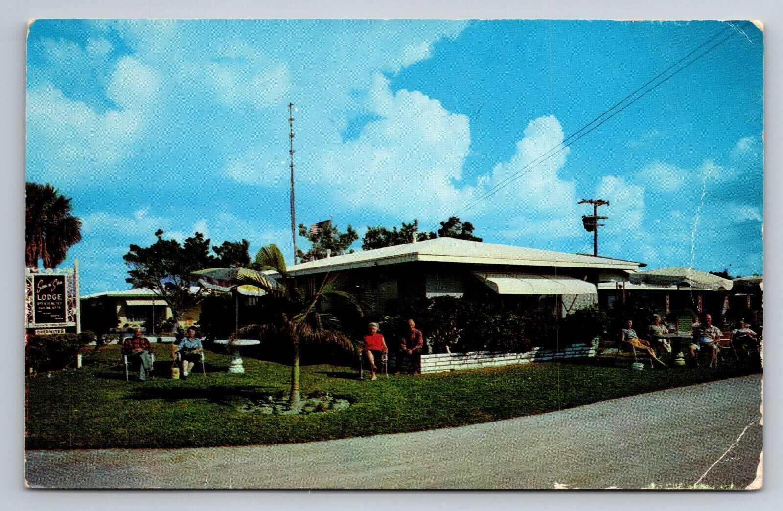 c1960\'s Sun And Sea Lodge Motel Roadside Sarasota Florida FL Vintage Postcard