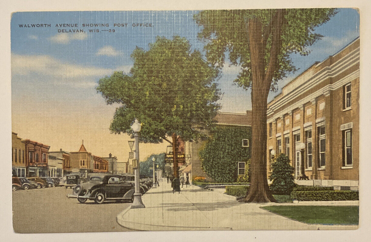 Delavan Wisconsin, Walworth Ave, Old Cars, Street Scene, Vintage Postcard