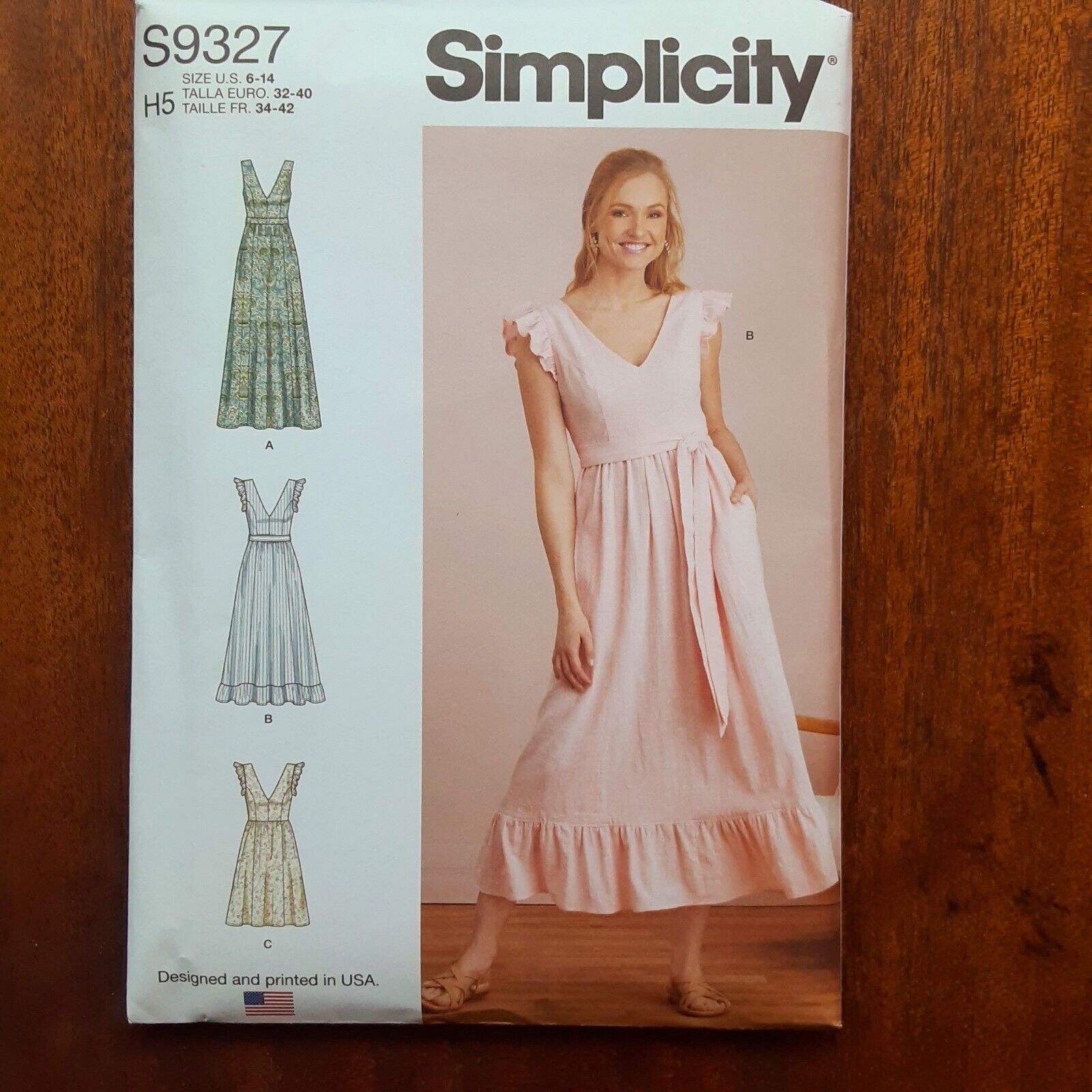 NEW Simplicity S9327 cottage core dress pattern Size 6-14.