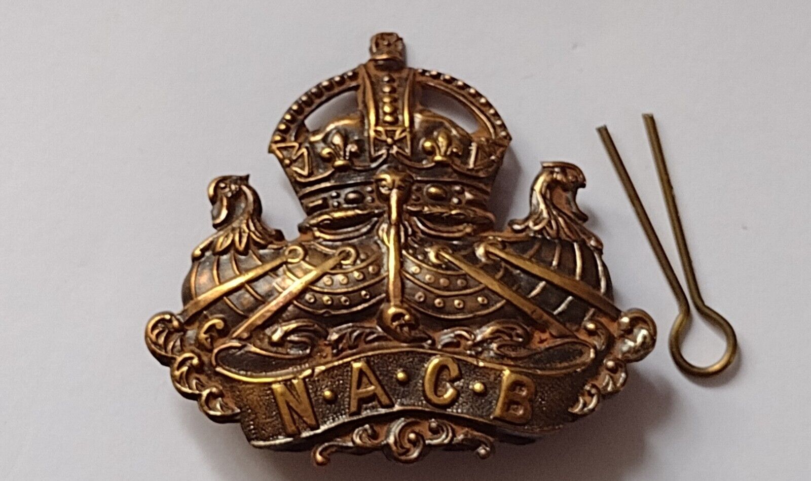 WW1 Navy & Army Canteen Board Cap Badge KC NACB Brass 2 Lugs 48mm ANTIQUE Org