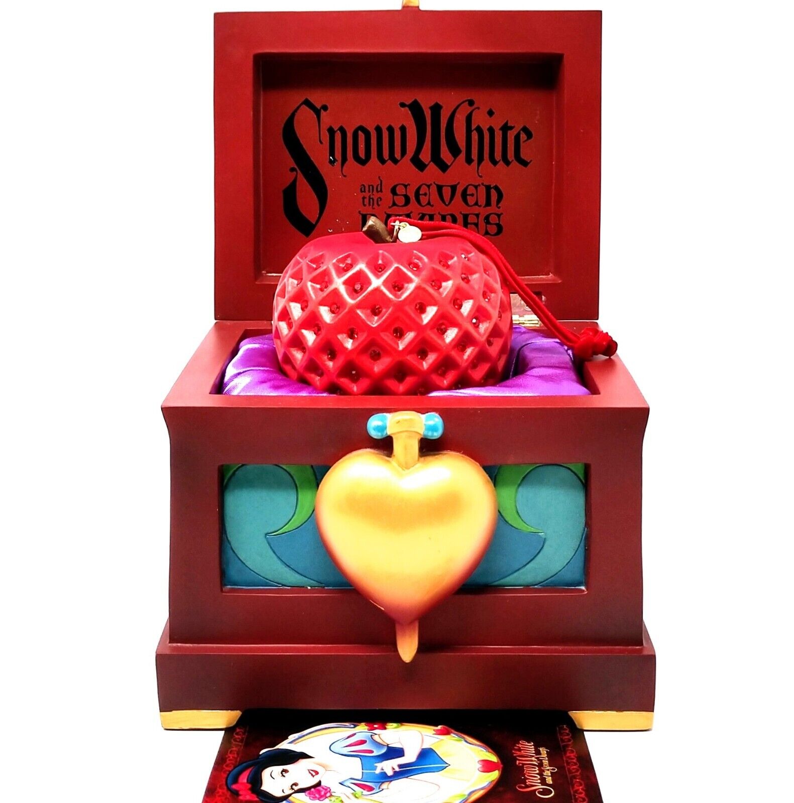 RARE Disney EVIL QUEEN\'S Red Poison Apple Ornament In HEART BOX Snow White