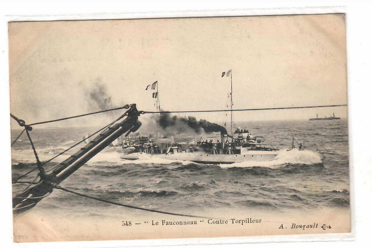French Navy Destroyer FAUCONNEAU (1900)