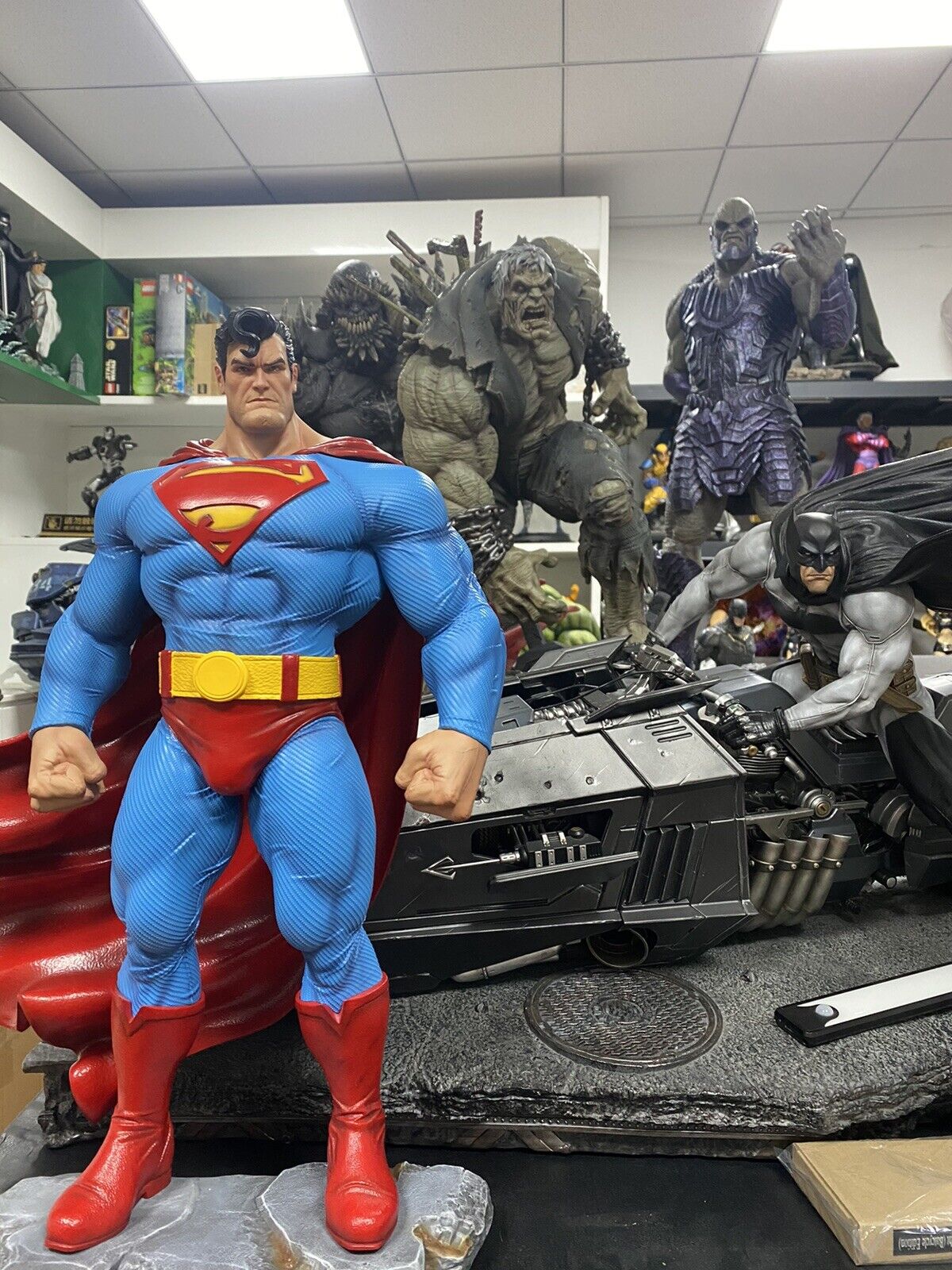 custom statue 1/4 scale Superman exclusive ，vary rare， nice number