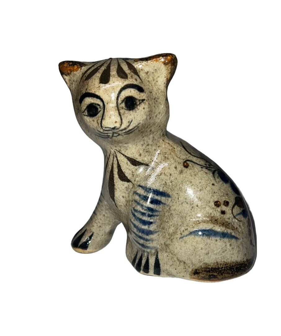 Vintage Mexican Pottery Cat Tonala Signed 5”