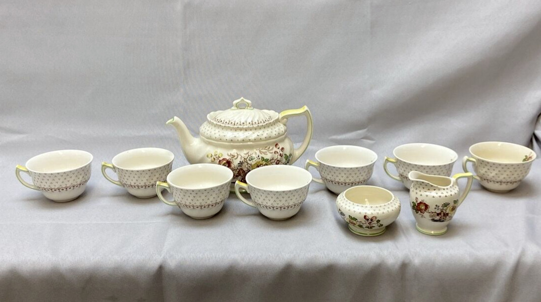 Vintage Royal Doulton Grantham Teacup Set