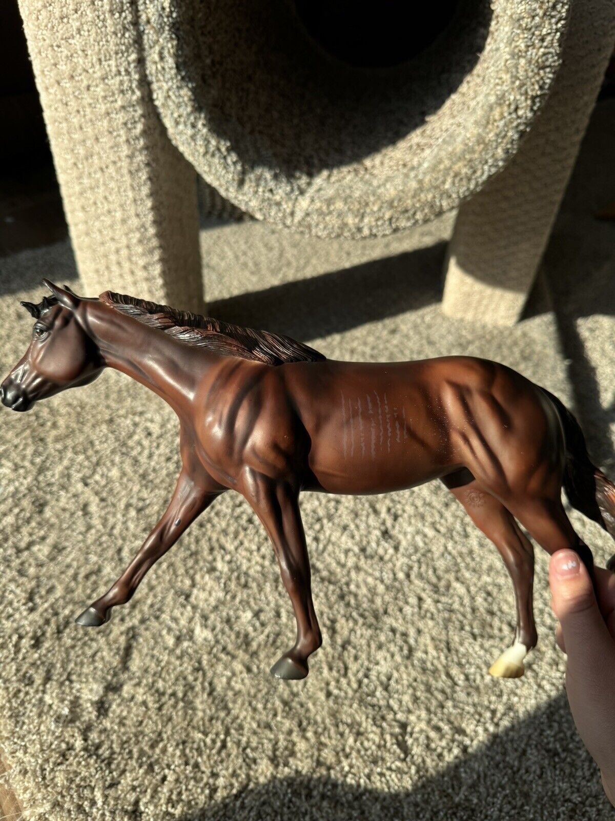 Retired Breyer Horse #1737 Don’t Look Twice “Lipstick” Cutting Champion Roxy