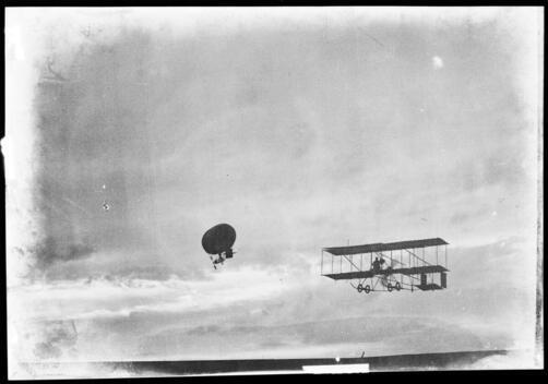 French Aviator Louis Paulhan Aloft In The Night Sky At The Doming - Old Photo