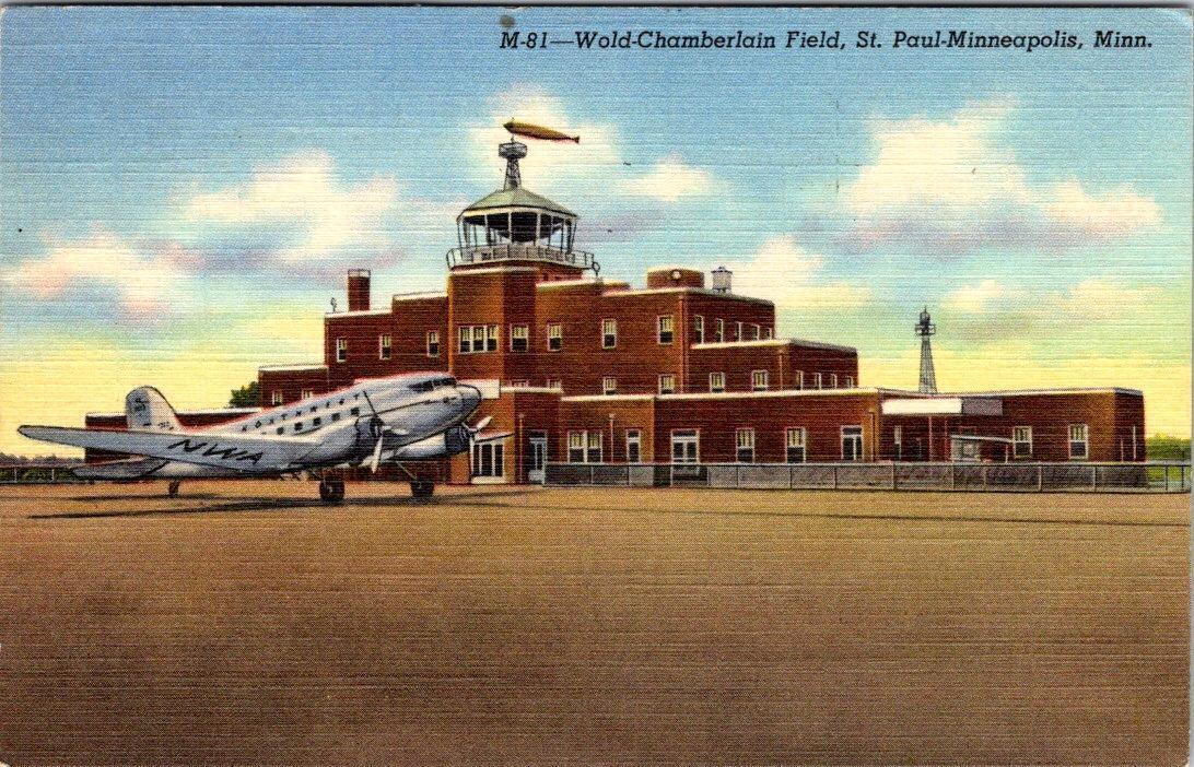 MN Minneapolis WOLD CHAMBERLAIN FIELD St Paul~Minneapolis Airport/Plane Postcard