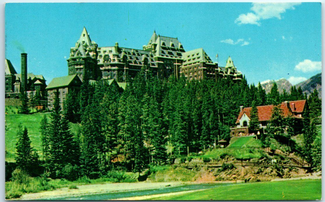 Postcard - The Banff Springs Hotel - Alberta, Canada