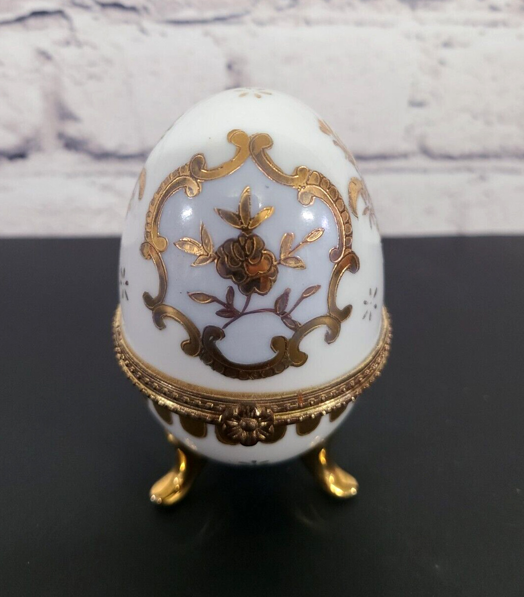 Vintage Ceramic Porcelain Easter Egg Shaped Hinged Footed Trinket Box Lid Gold